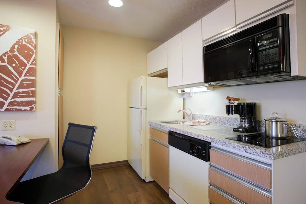 Mainstay Suites Charlotte - Executive Park エクステリア 写真