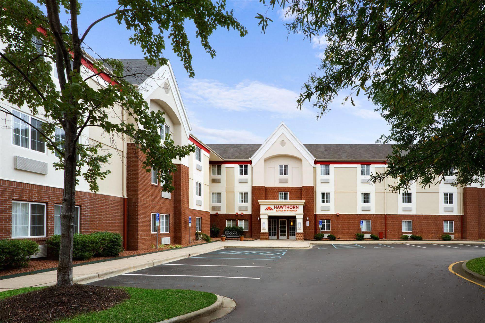 Mainstay Suites Charlotte - Executive Park エクステリア 写真